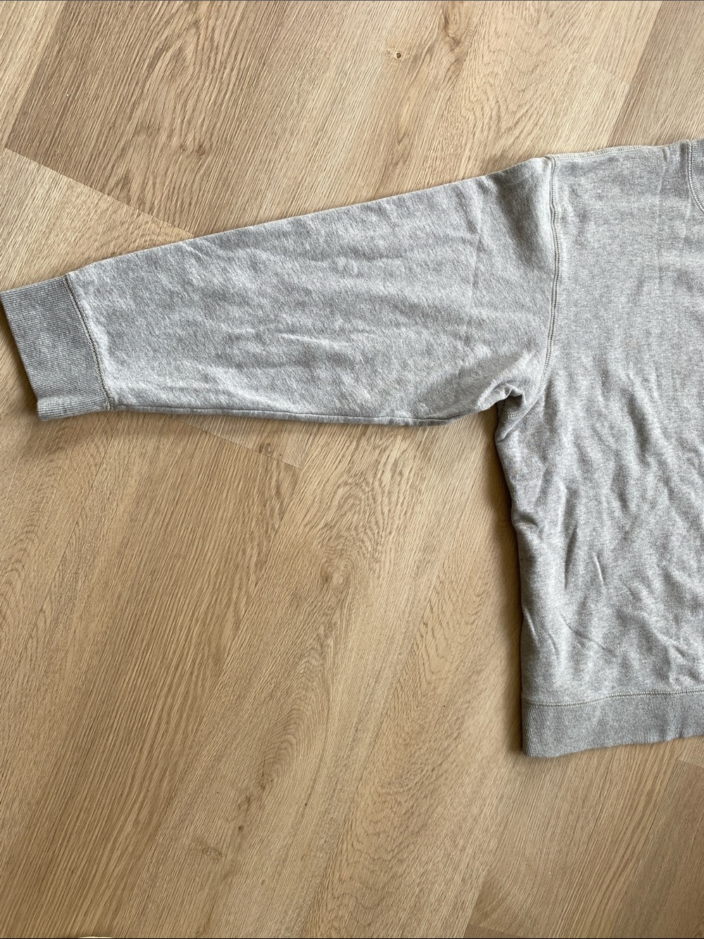 Roots Grey Fleece Crewneck Sweatshirt XL Organic Cotton Beaver Logo Pullover - Picture 8 of 12